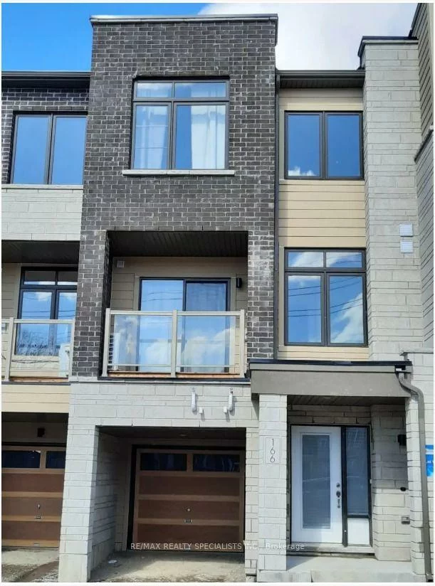166, Vantage, Woodland Hill, Newmarket