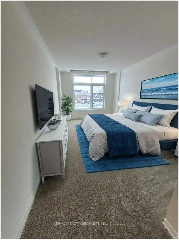 166, Vantage, Woodland Hill, Newmarket