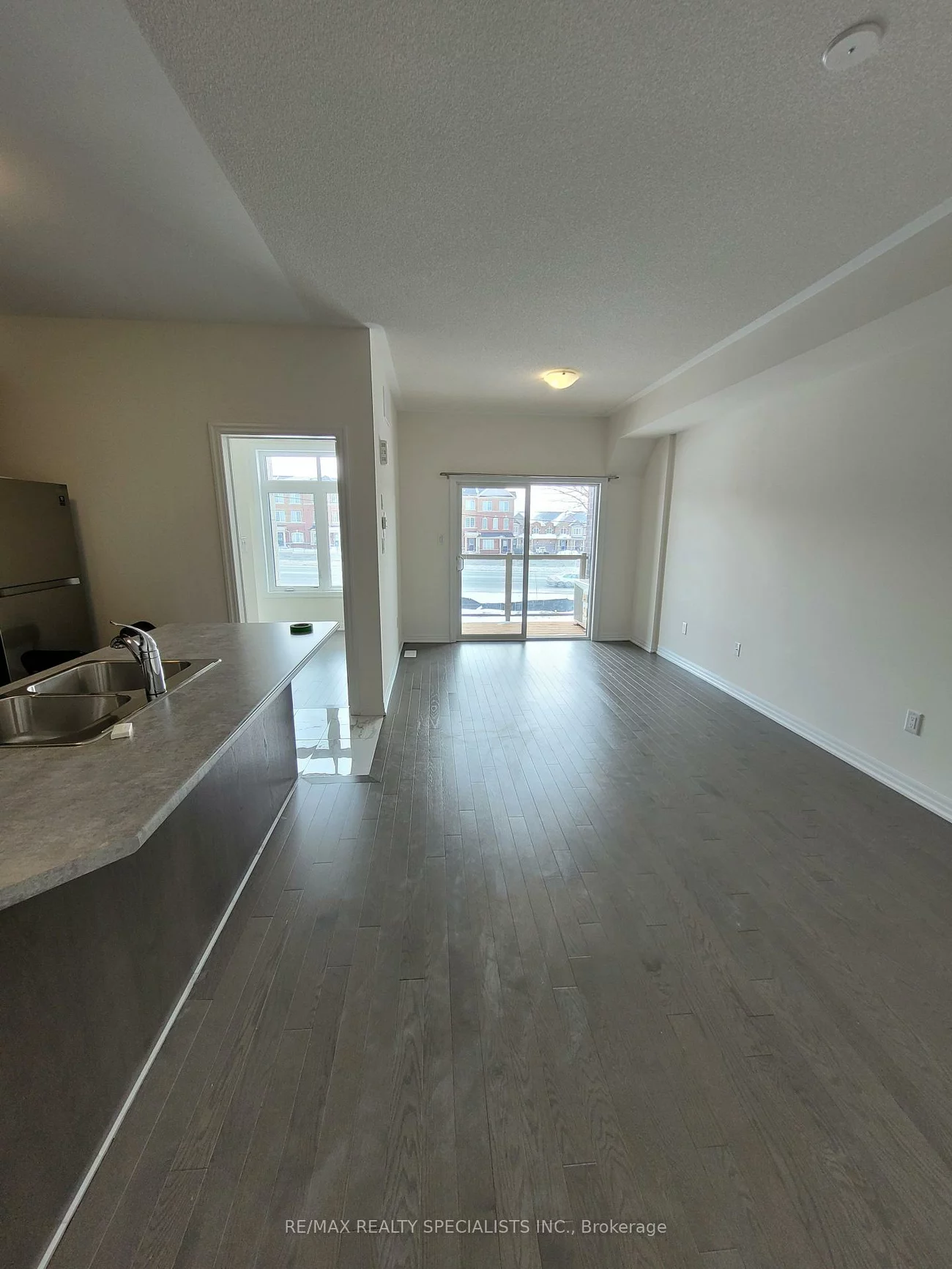 166, Vantage, Woodland Hill, Newmarket