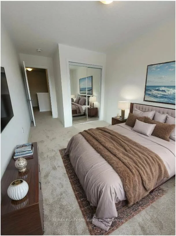 166, Vantage, Woodland Hill, Newmarket