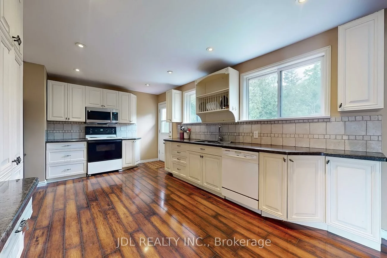 105, Park, Central Newmarket, Newmarket