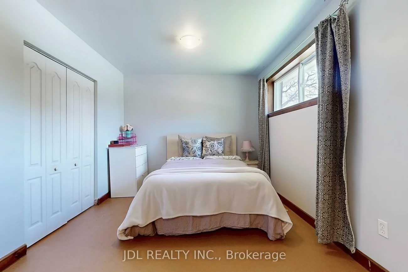 105, Park, Central Newmarket, Newmarket