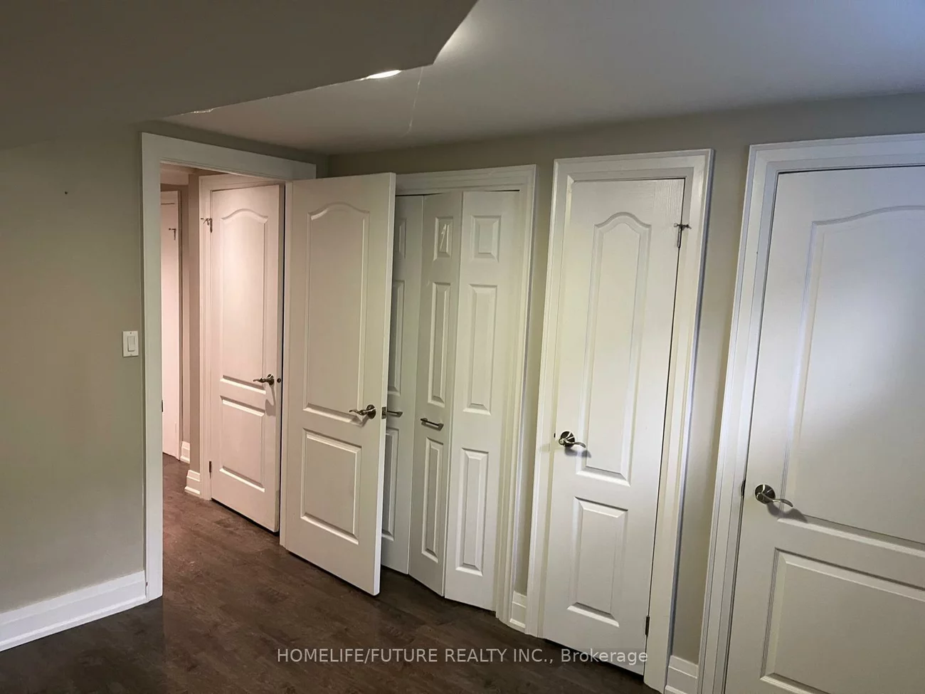 75, Hamilton, Huron Heights-Leslie Valley, Newmarket