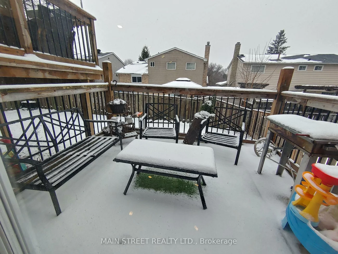 136, Lowe, Huron Heights-Leslie Valley, Newmarket