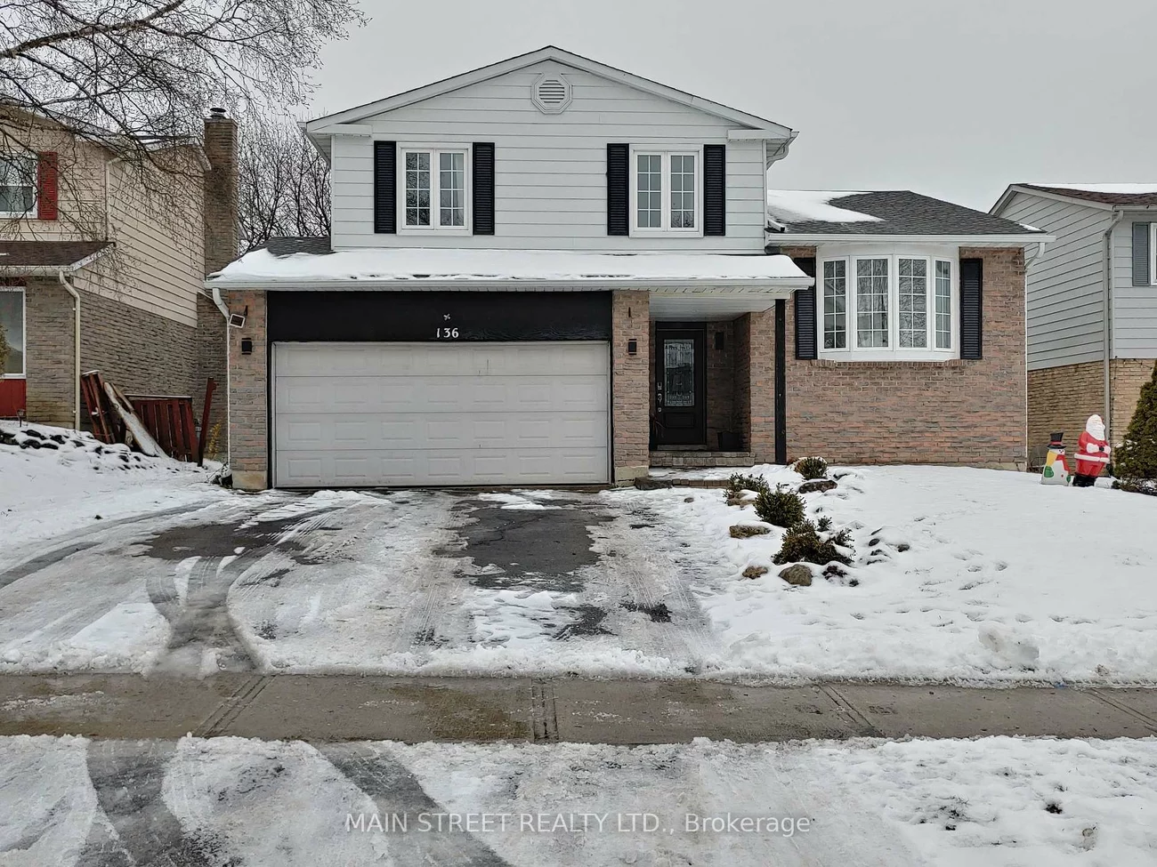 136, Lowe, Huron Heights-Leslie Valley, Newmarket