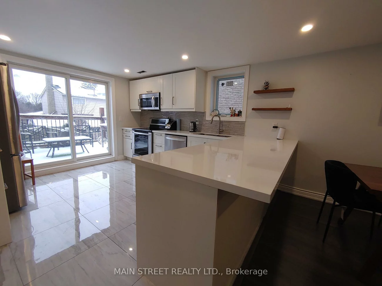 136, Lowe, Huron Heights-Leslie Valley, Newmarket