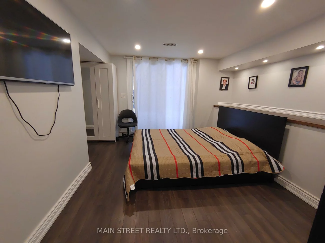 136, Lowe, Huron Heights-Leslie Valley, Newmarket