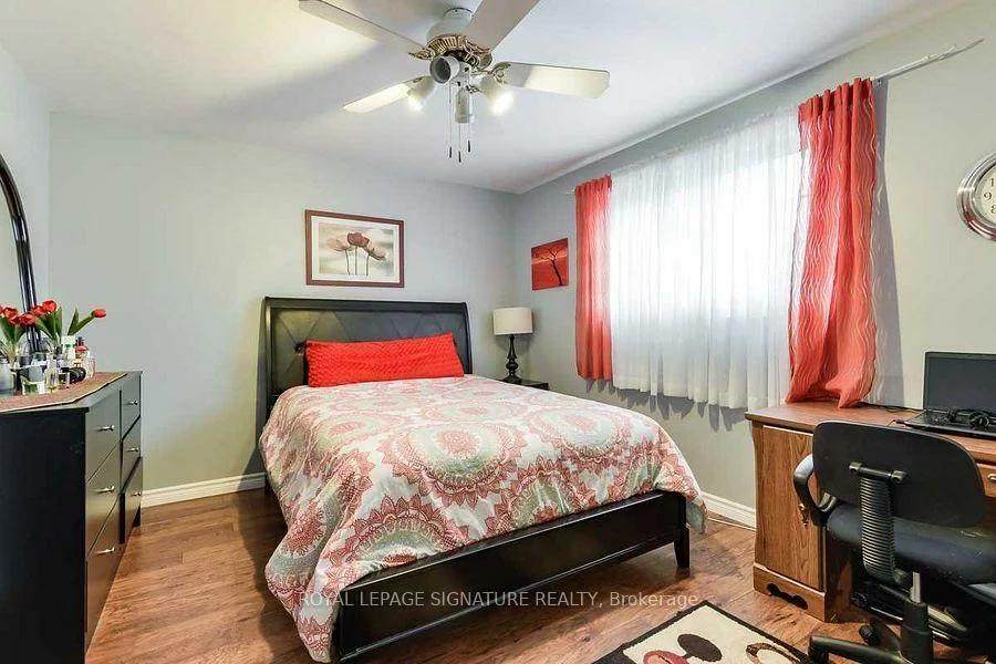 118, Woodpark, Huron Heights-Leslie Valley, Newmarket