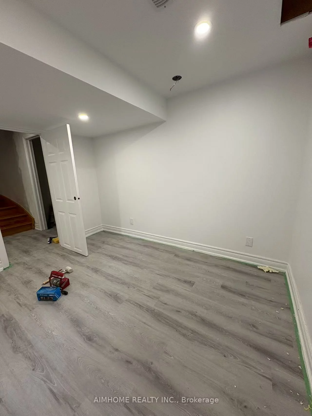 98 B, Keffer, Armitage, Newmarket