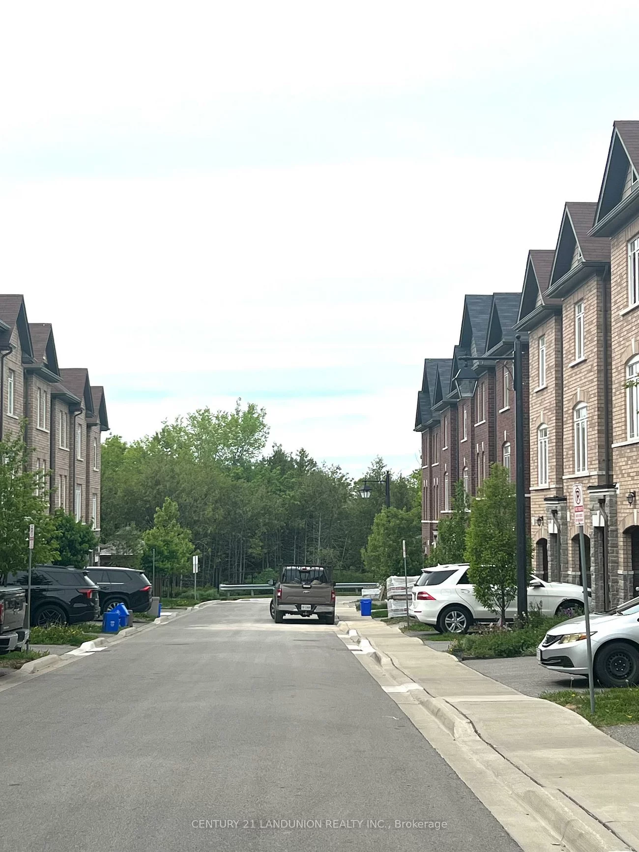 122, Gordon, Gorham-College Manor, Newmarket