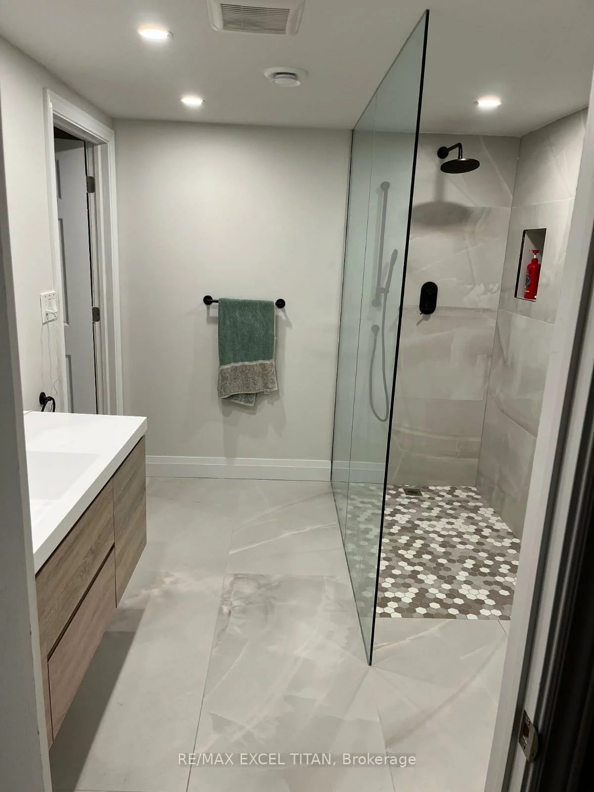 258, Glenway, Glenway Estates, Newmarket