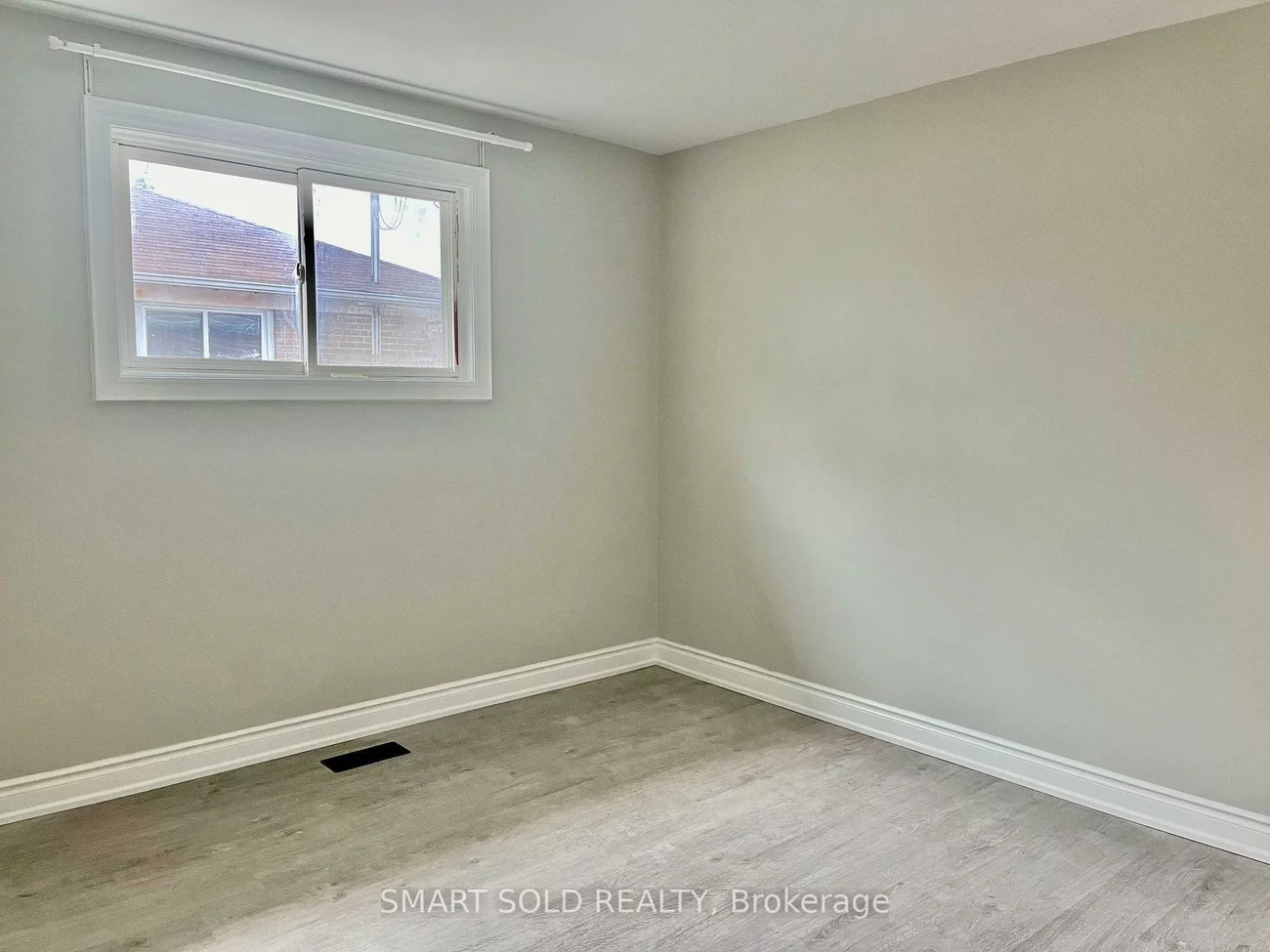 228, Silverbirch, Bristol-London, Newmarket