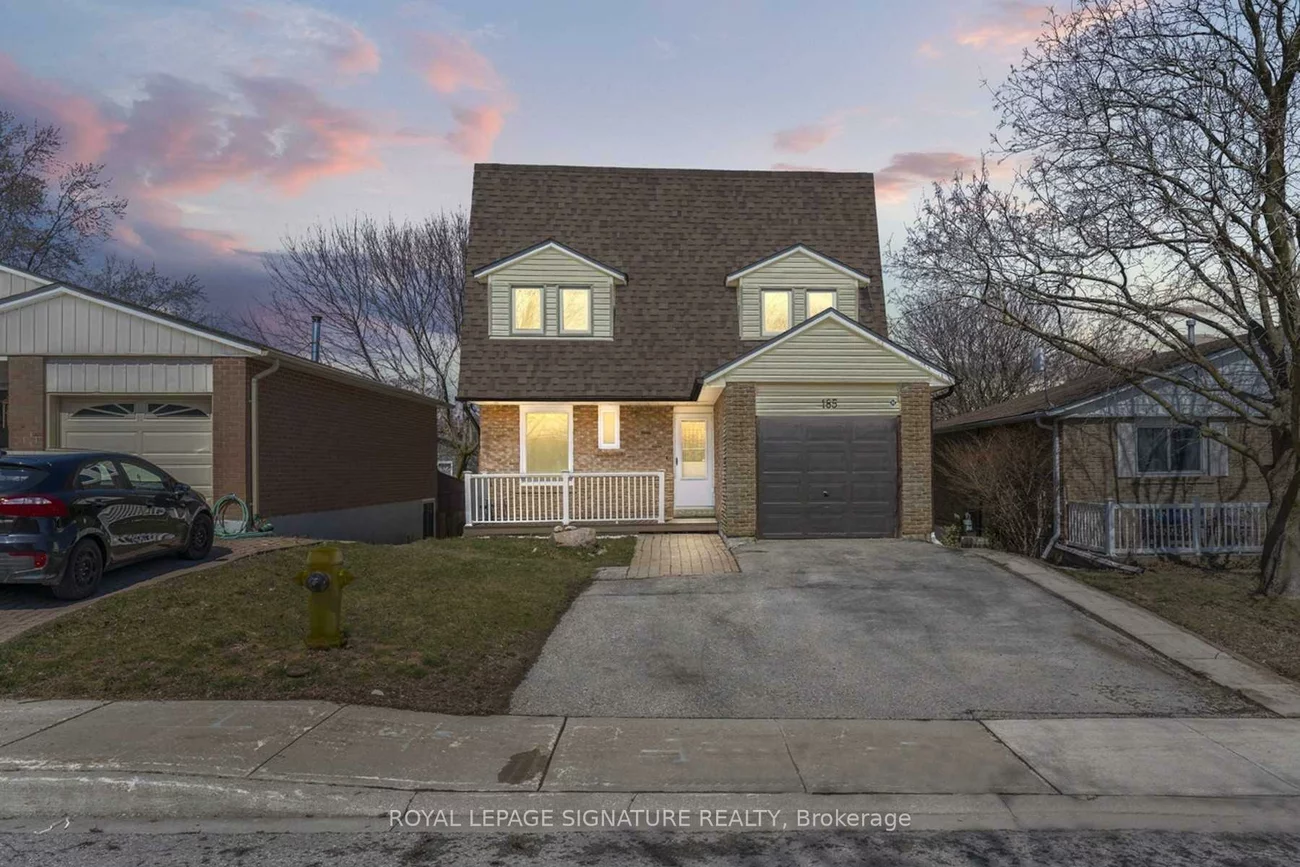 185, Lloyd, Central Newmarket, Newmarket