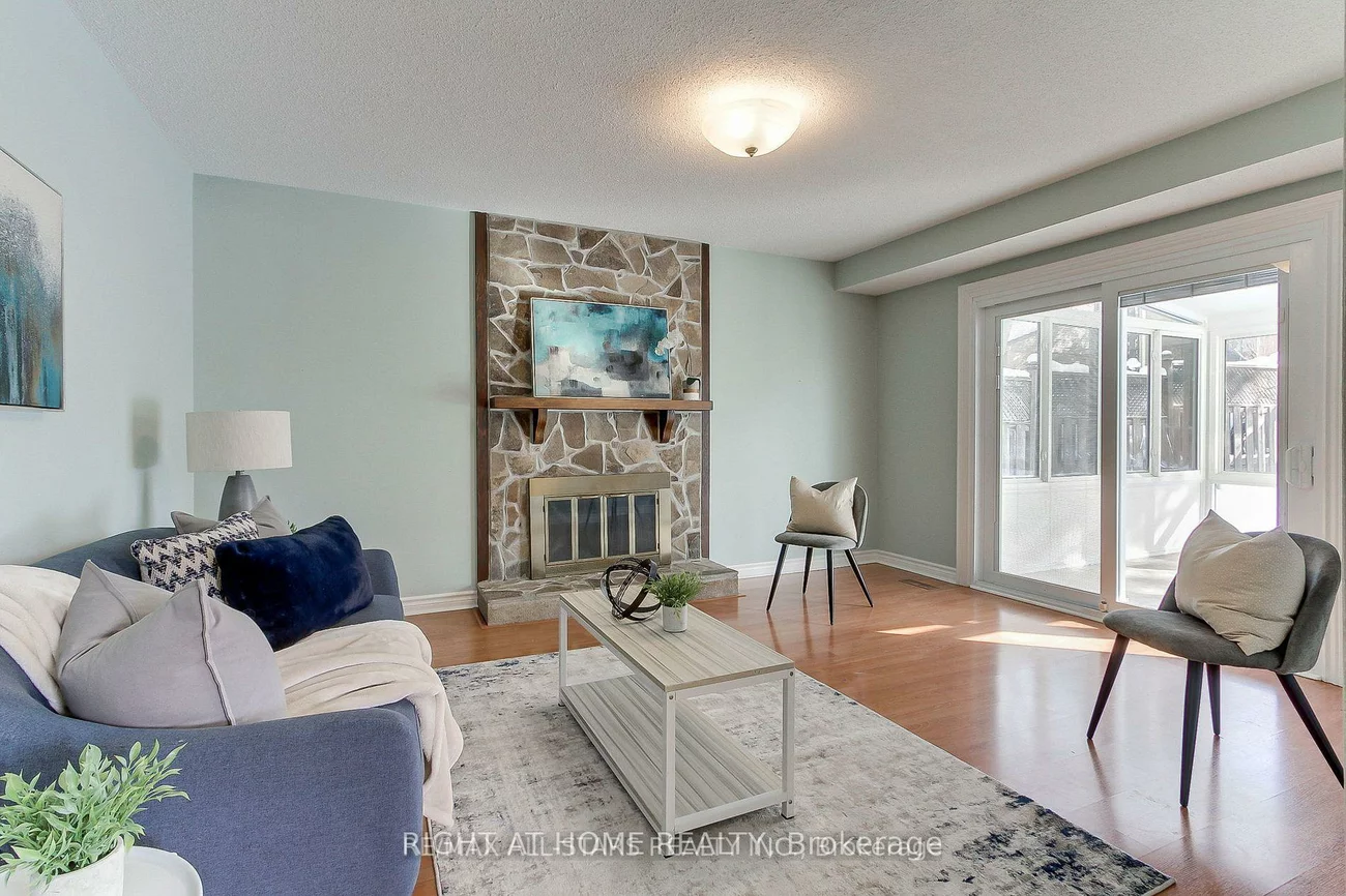 113, Lowe, Huron Heights-Leslie Valley, Newmarket