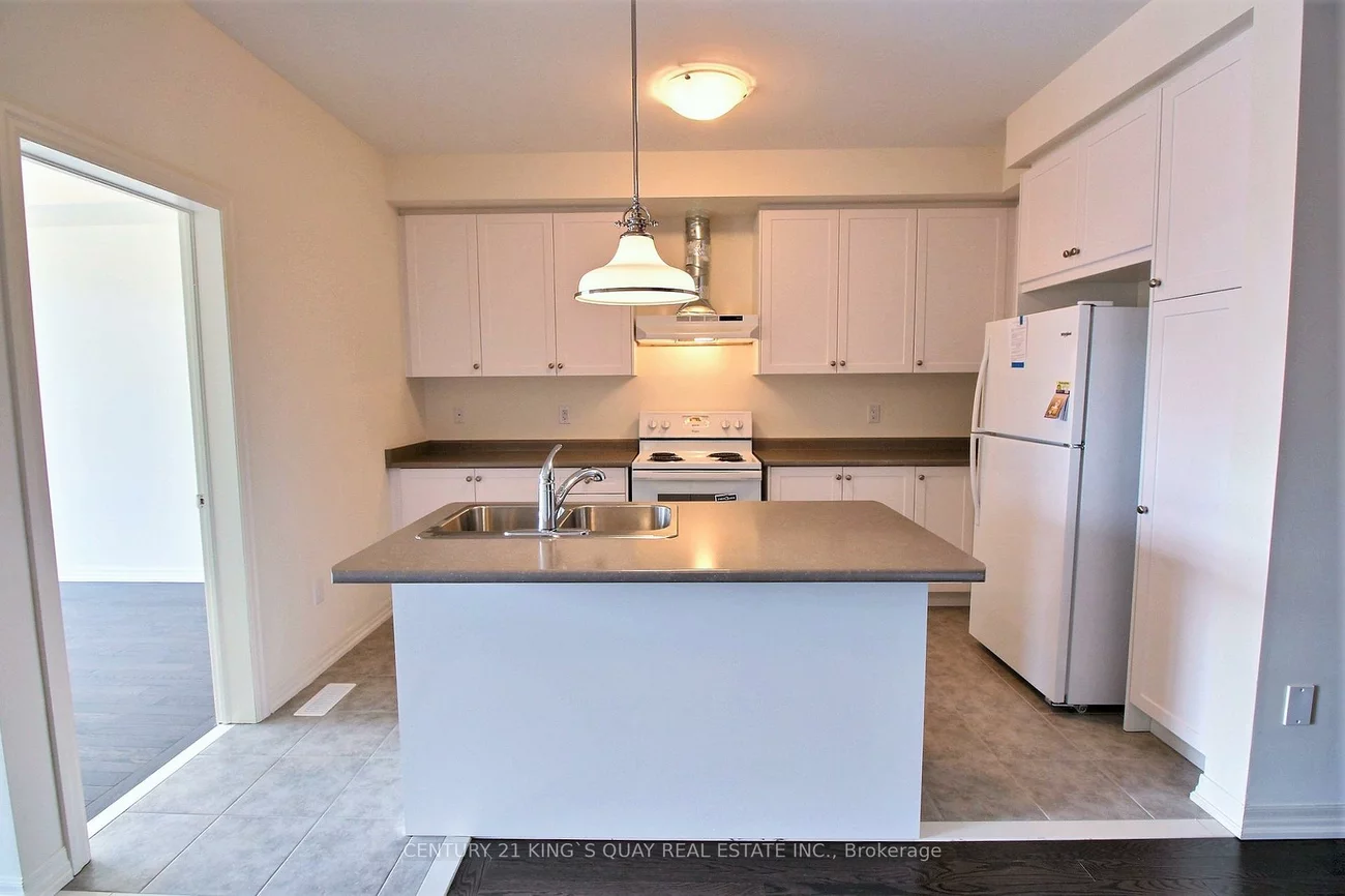 212, Vivant, Woodland Hill, Newmarket