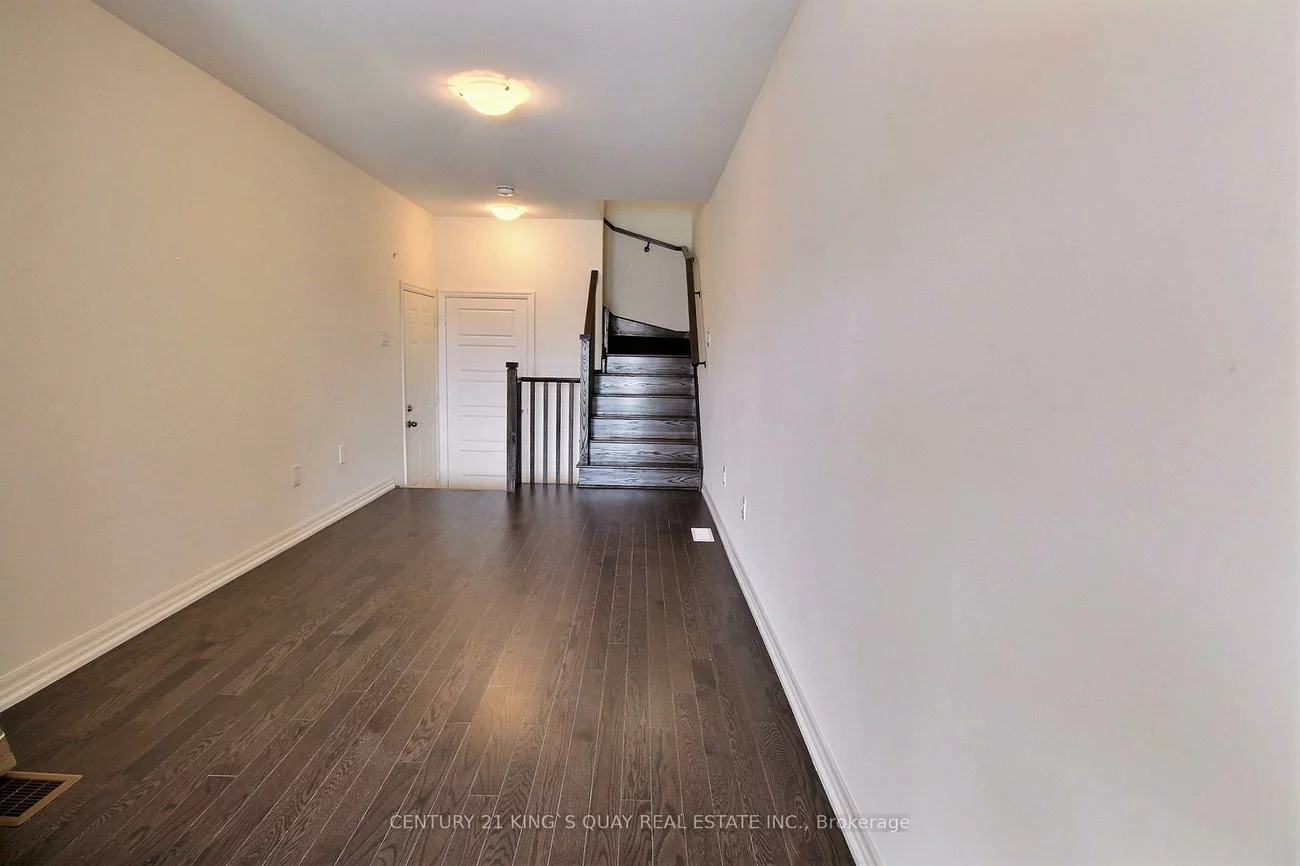 212, Vivant, Woodland Hill, Newmarket