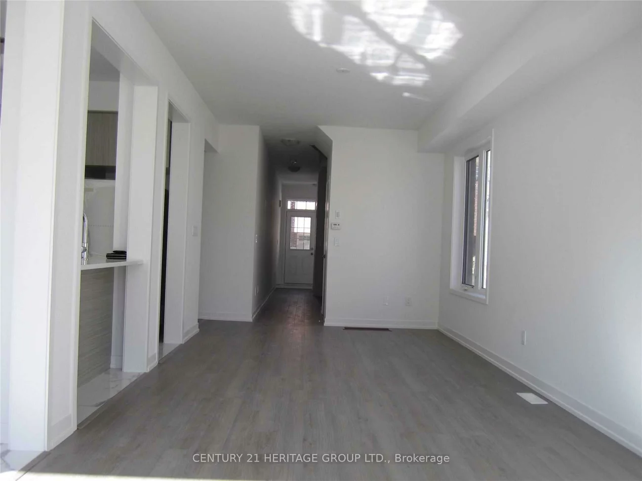 210, Harding Park, Glenway Estates, Newmarket