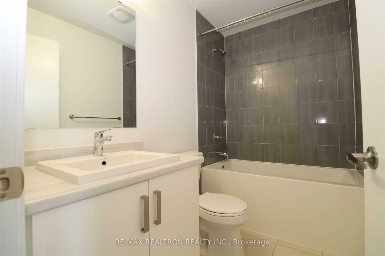 162, Harding Park, Glenway Estates, Newmarket