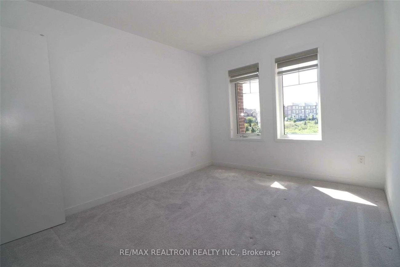 162, Harding Park, Glenway Estates, Newmarket
