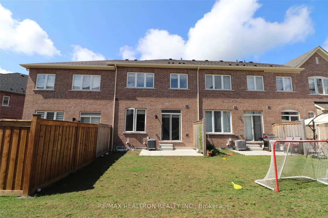 162, Harding Park, Glenway Estates, Newmarket