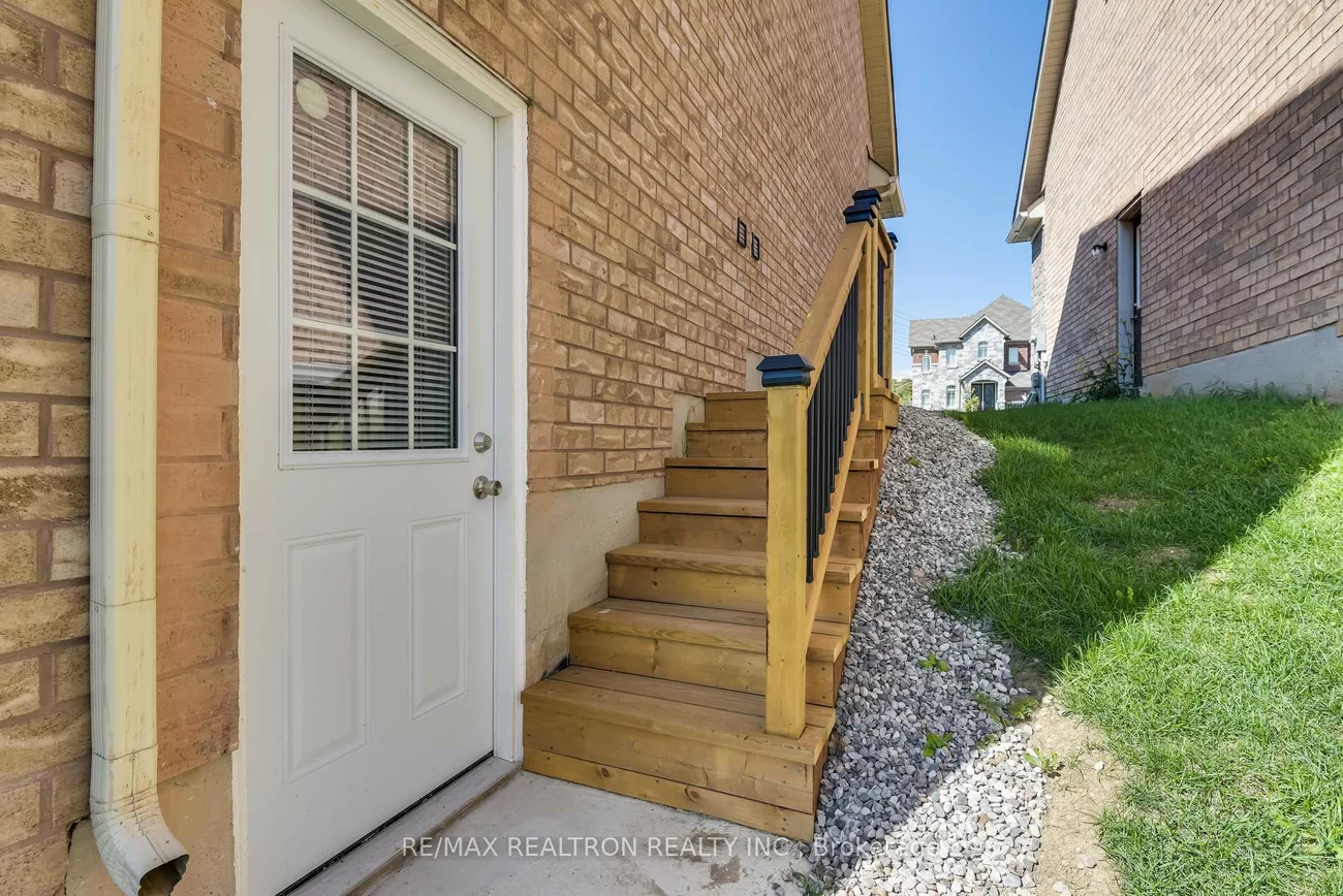 501, Clifford Perry, Woodland Hill, Newmarket