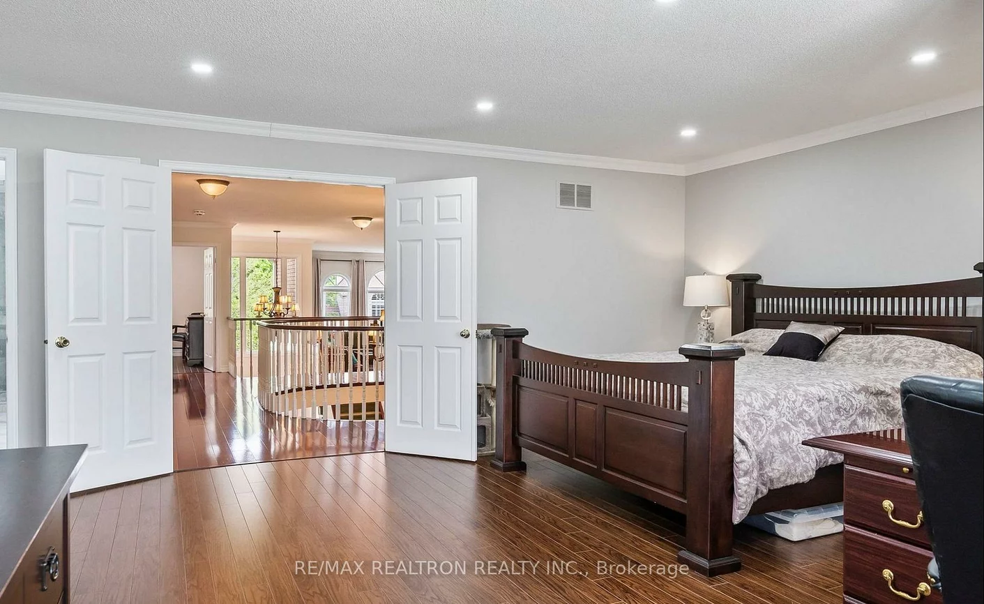 424, Mccaffrey, Glenway Estates, Newmarket