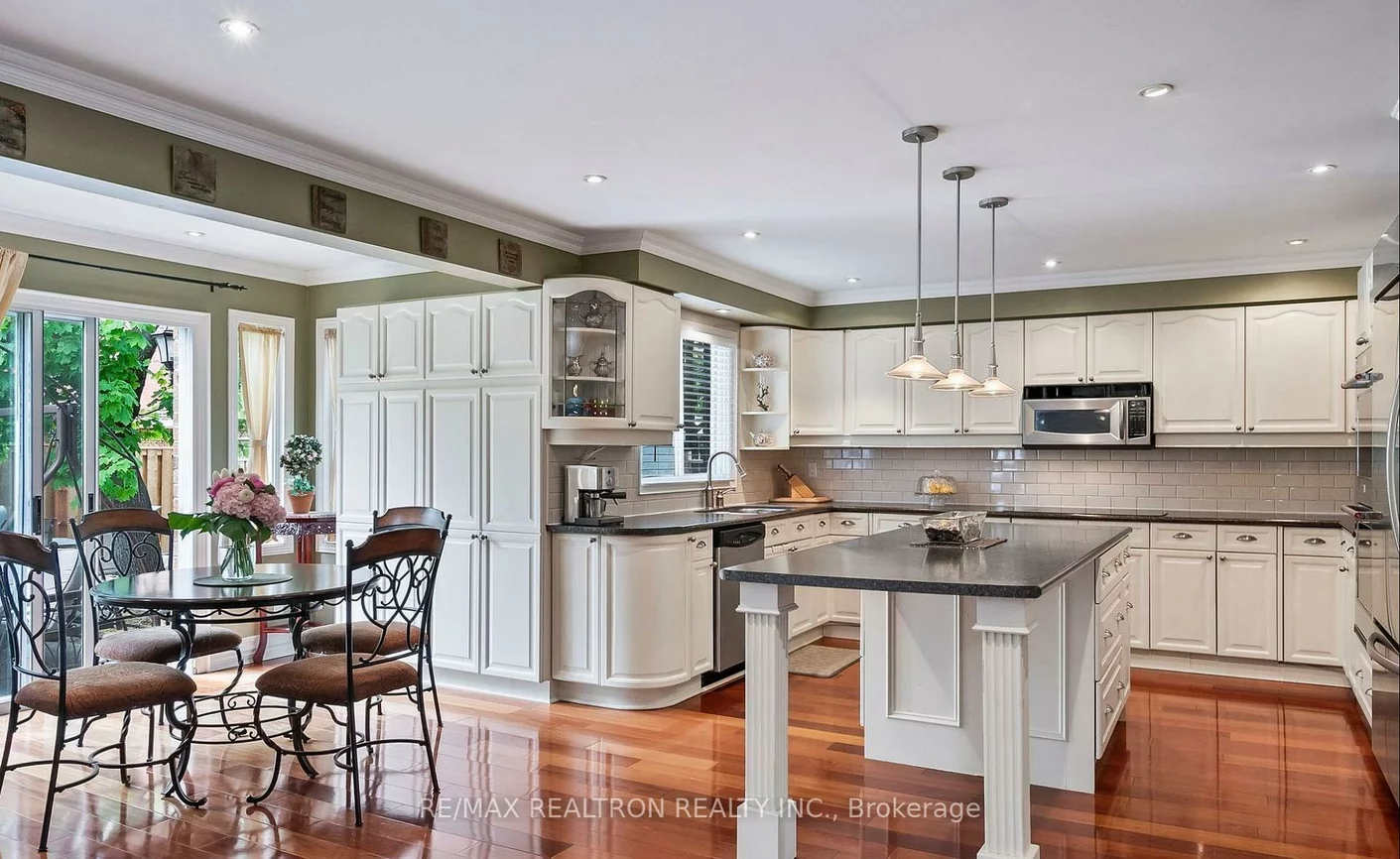 424, Mccaffrey, Glenway Estates, Newmarket