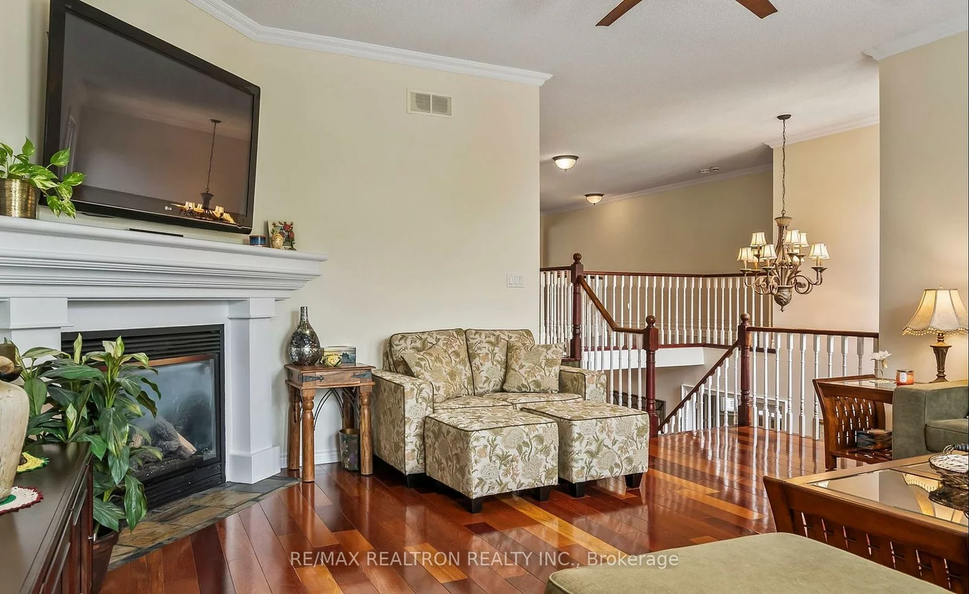 424, Mccaffrey, Glenway Estates, Newmarket
