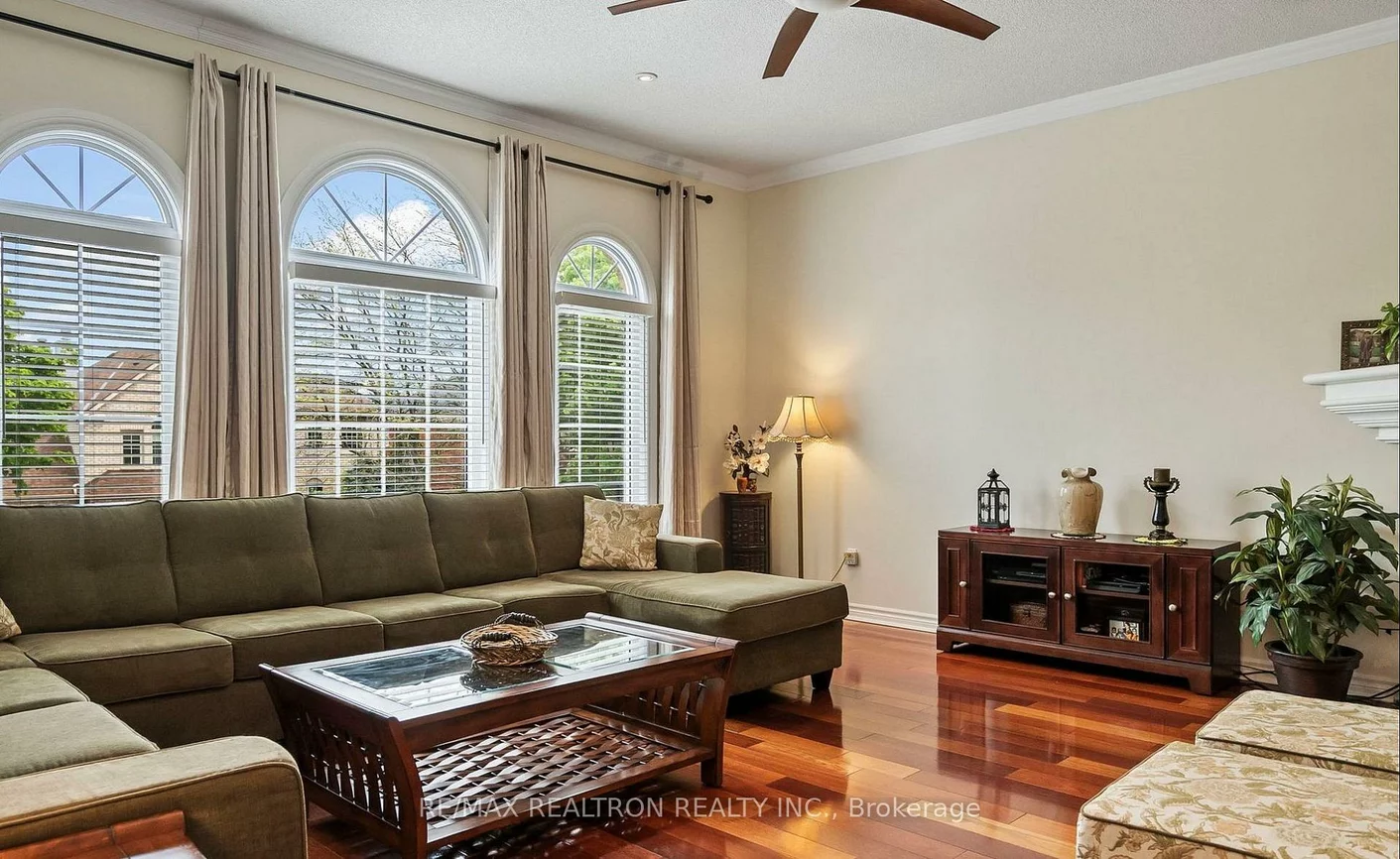 424, Mccaffrey, Glenway Estates, Newmarket