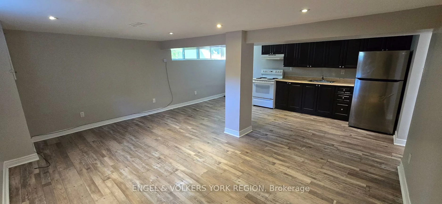 117, Septonne Ave, Bristol-London, Newmarket