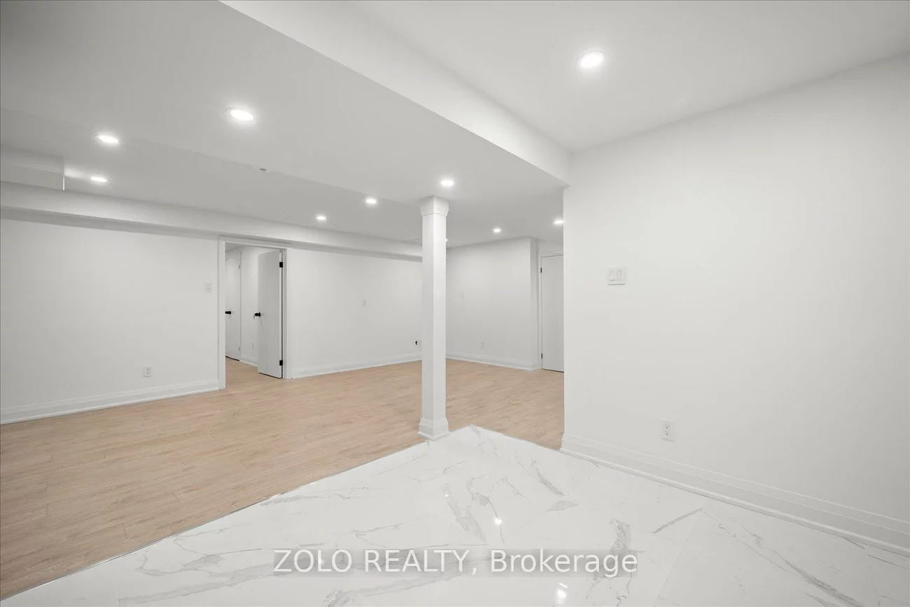 278, Alex Doner, Glenway Estates, Newmarket