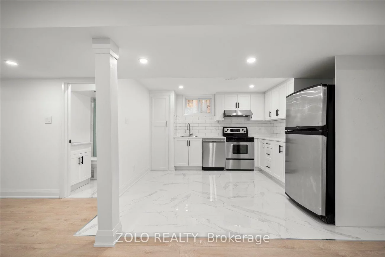 278, Alex Doner, Glenway Estates, Newmarket