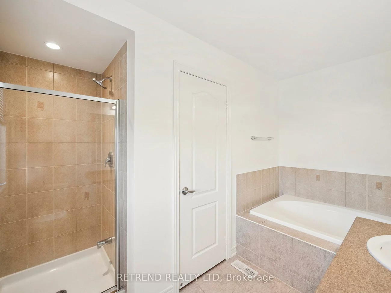 74, Harvest Hills, Woodland Hill, Newmarket