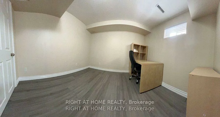 151, Huron Heights, Huron Heights-Leslie Valley, Newmarket