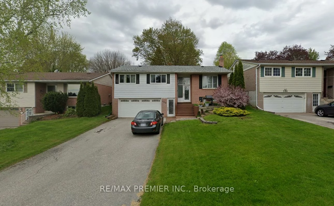 400, Dixon, Central Newmarket, Newmarket