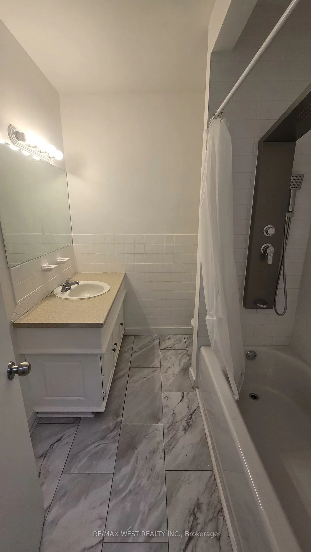 24, Walter, Bristol-London, Newmarket