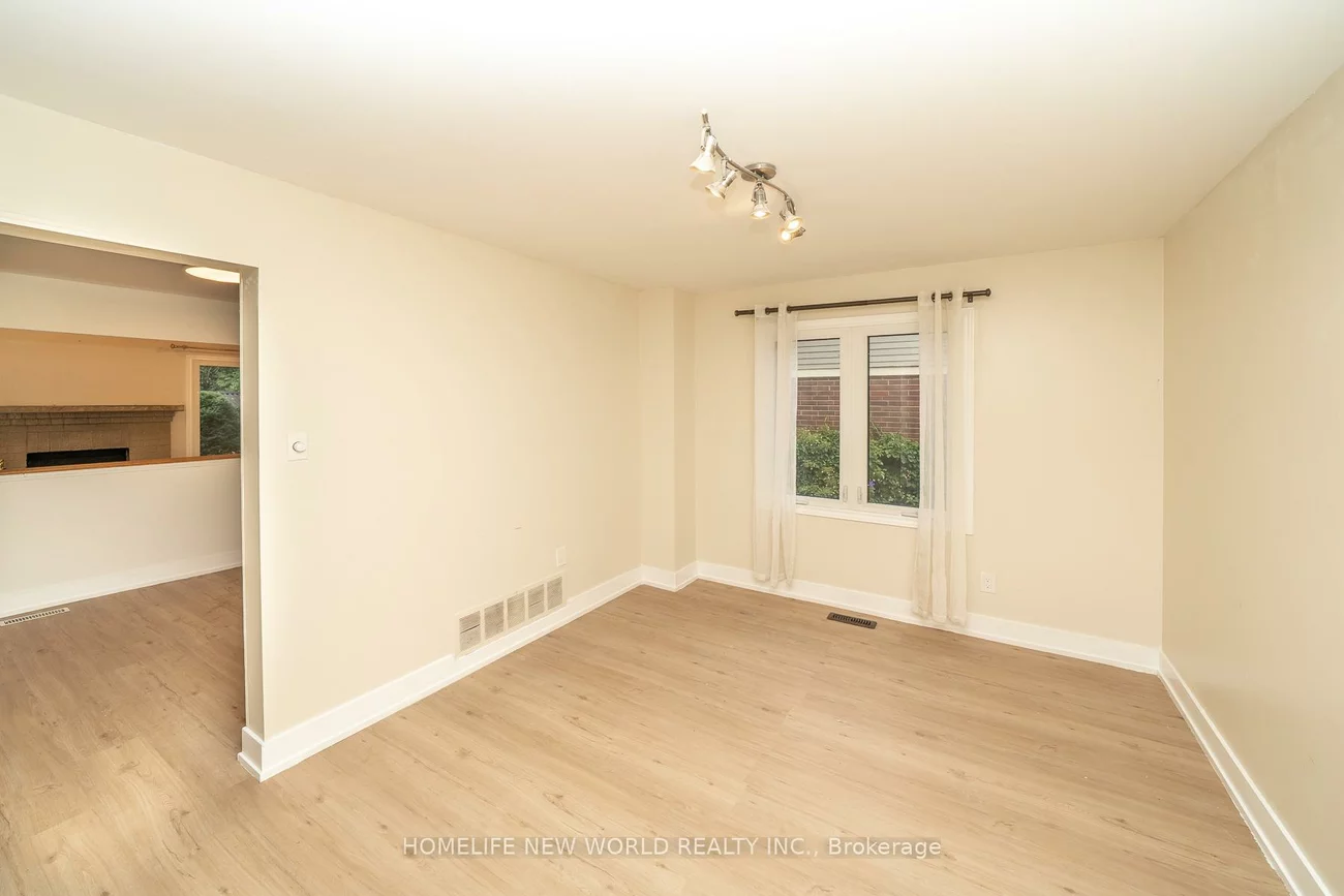 296, John Bowser, Glenway Estates, Newmarket