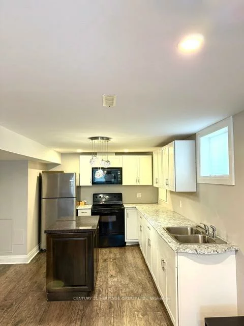 80, Savage, Armitage, Newmarket