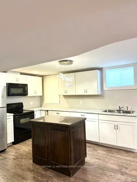 80, Savage, Armitage, Newmarket