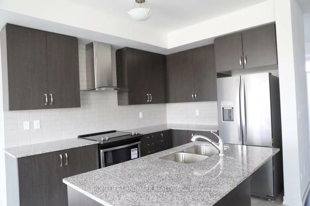 245, Harding Park, Glenway Estates, Newmarket