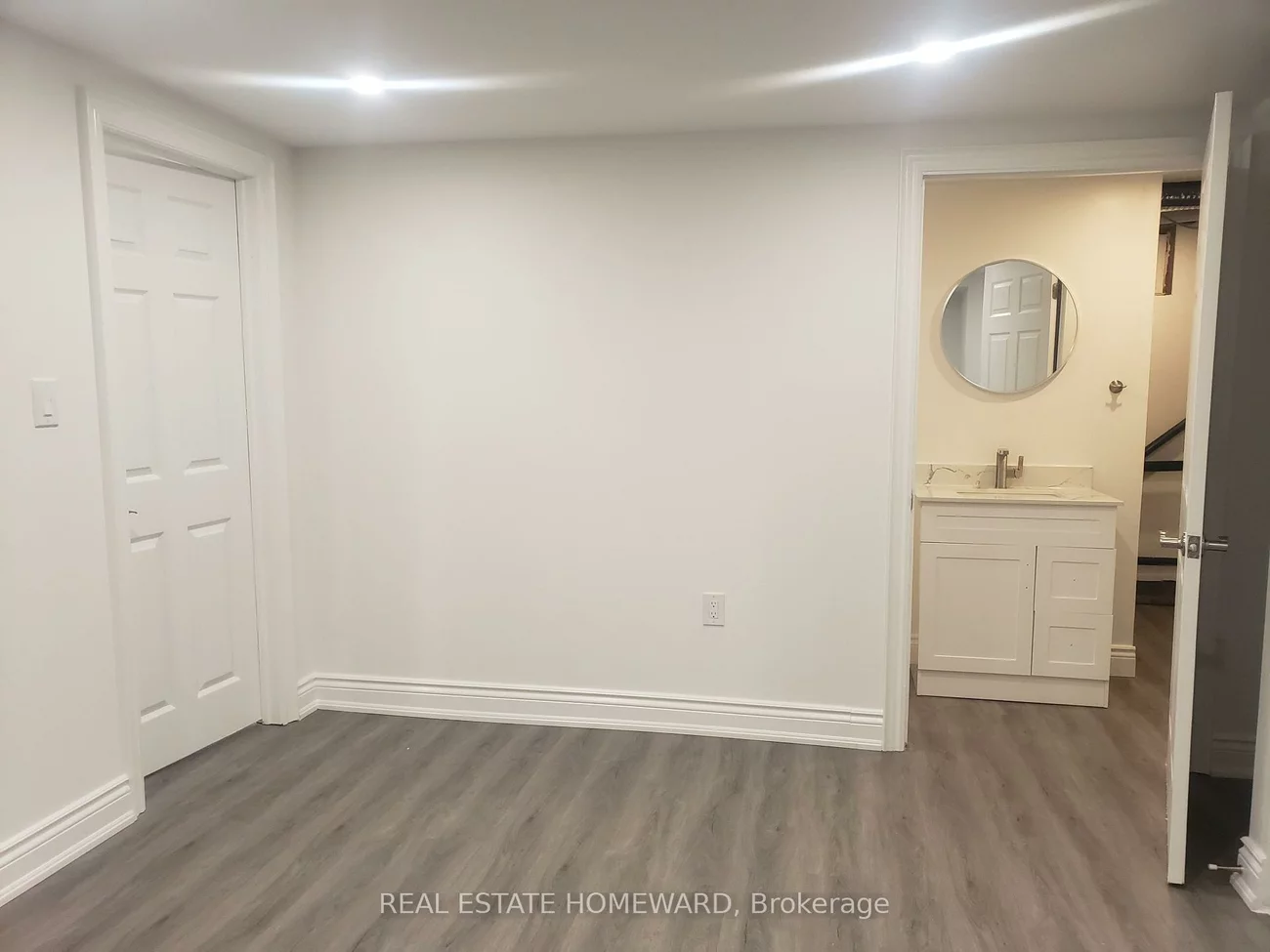 932, Elgin, Huron Heights-Leslie Valley, Newmarket