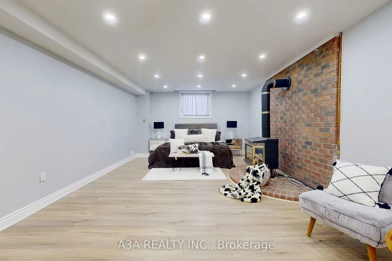 70, Belfry, Huron Heights-Leslie Valley, Newmarket
