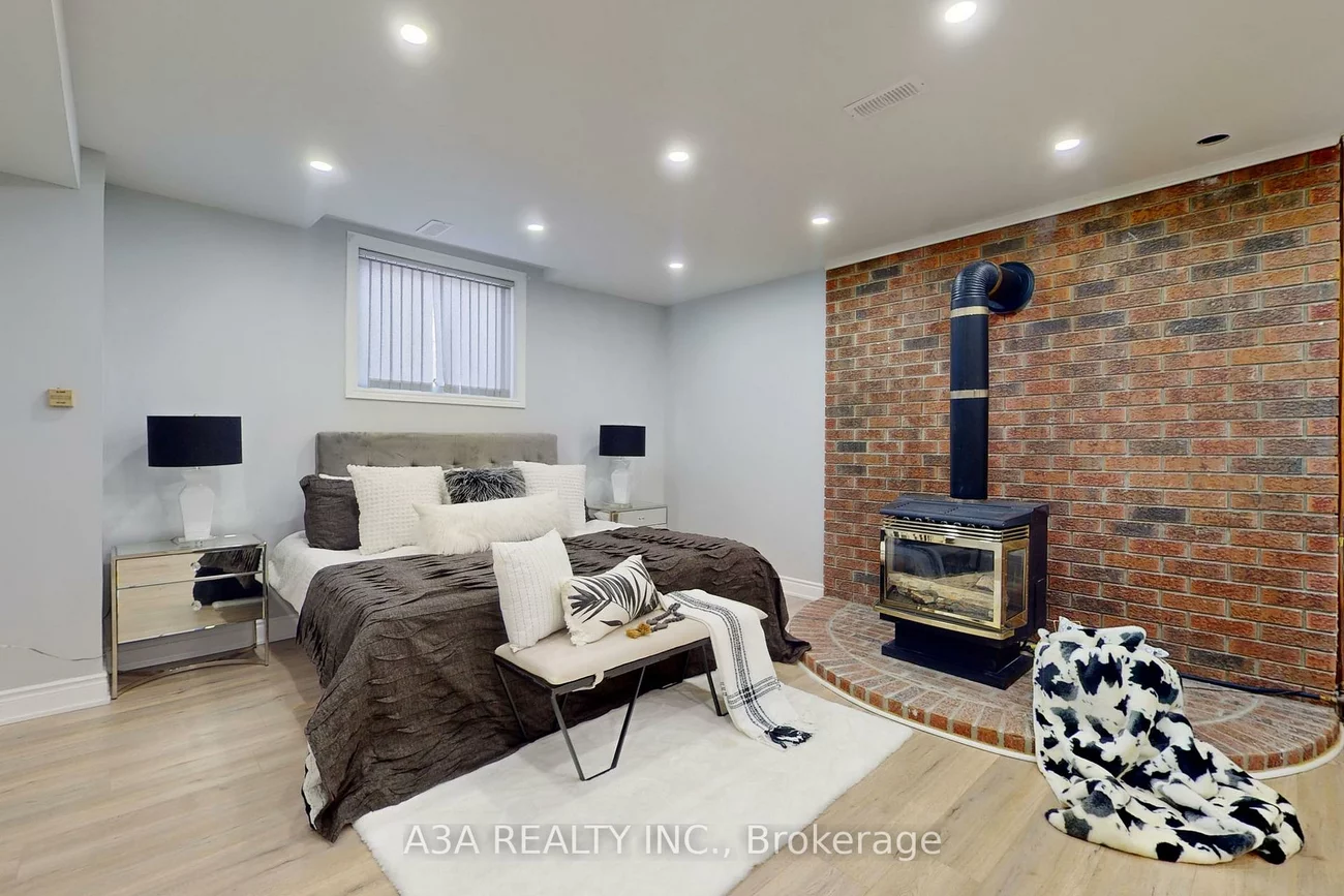 70, Belfry, Huron Heights-Leslie Valley, Newmarket