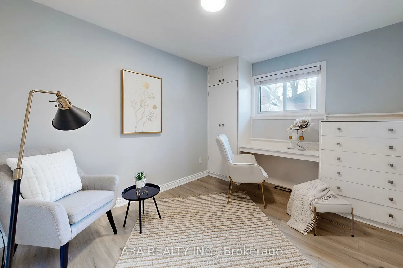 70, Belfry, Huron Heights-Leslie Valley, Newmarket