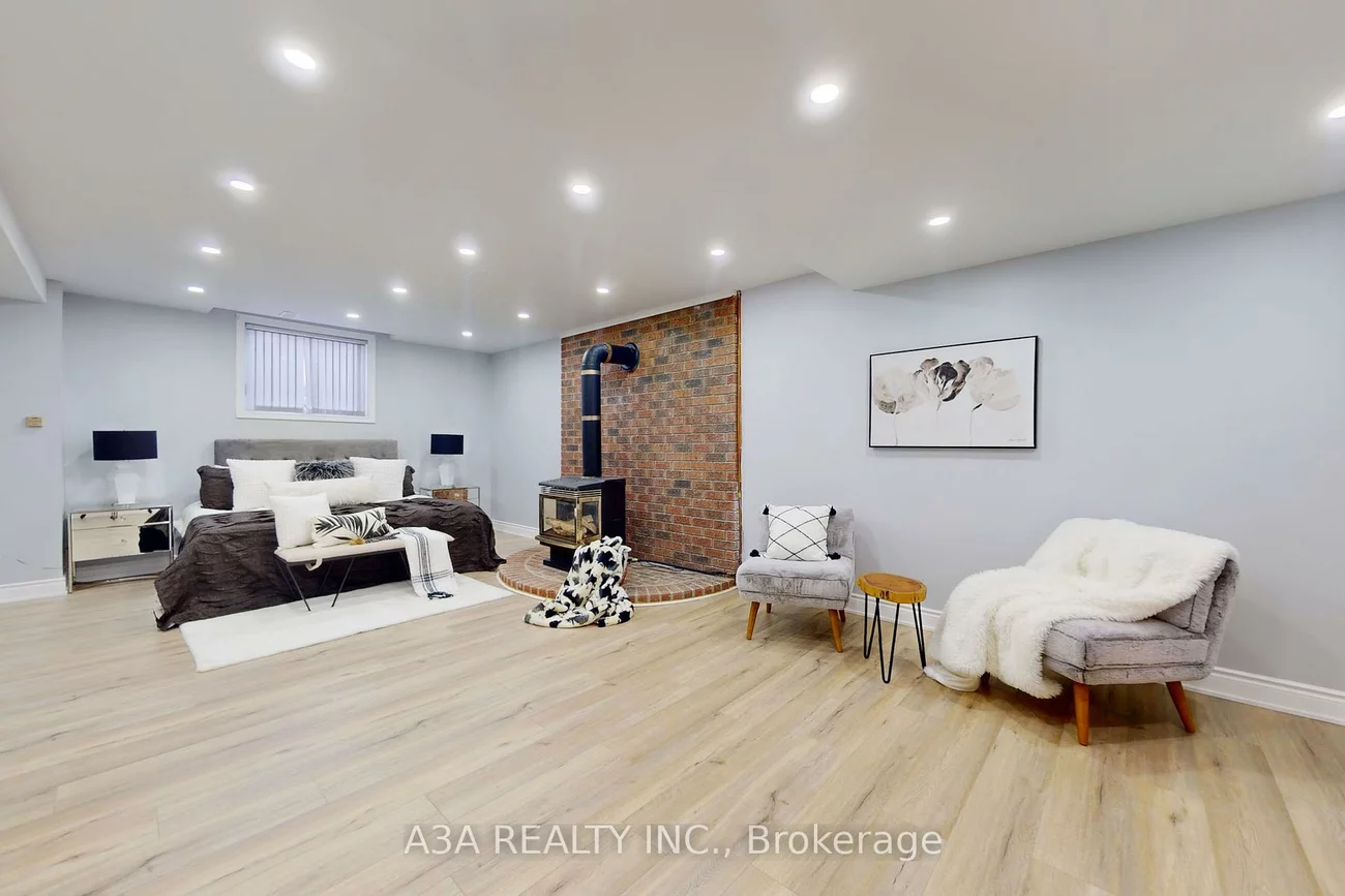 70, Belfry, Huron Heights-Leslie Valley, Newmarket