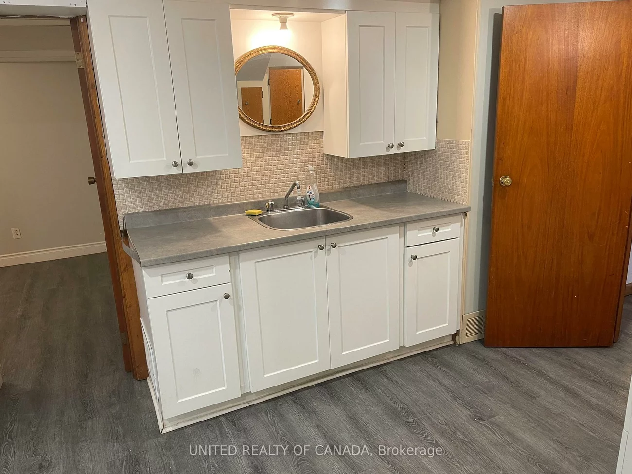 42, Lundy's, Huron Heights-Leslie Valley, Newmarket