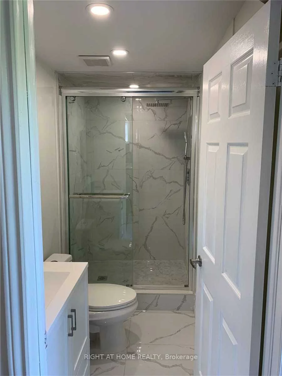 991, Jacarandah, Huron Heights-Leslie Valley, Newmarket