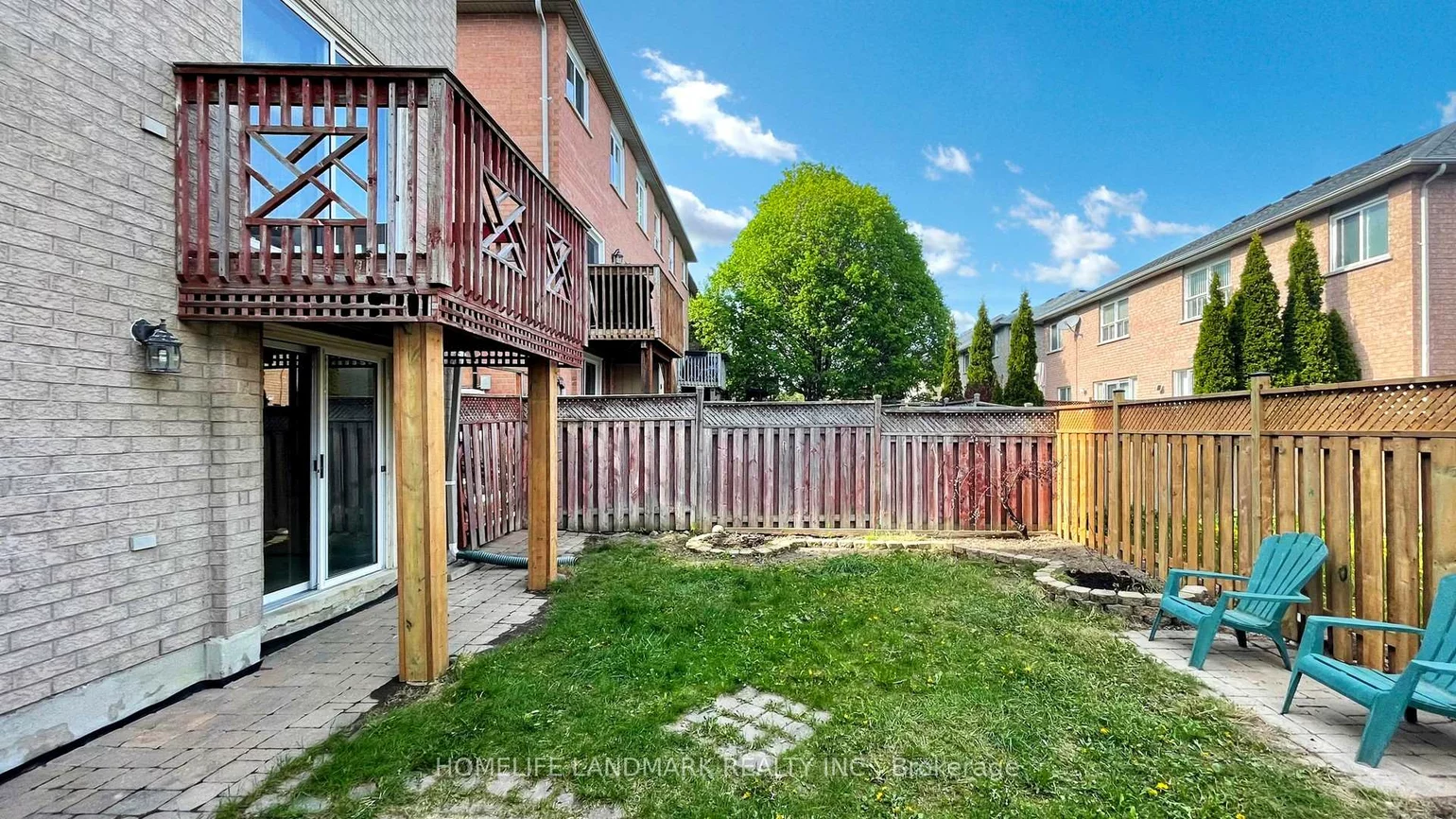 335, Marble, Woodland Hill, Newmarket