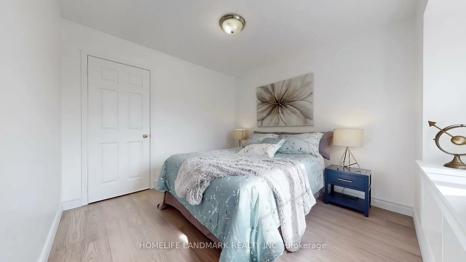 335, Marble, Woodland Hill, Newmarket