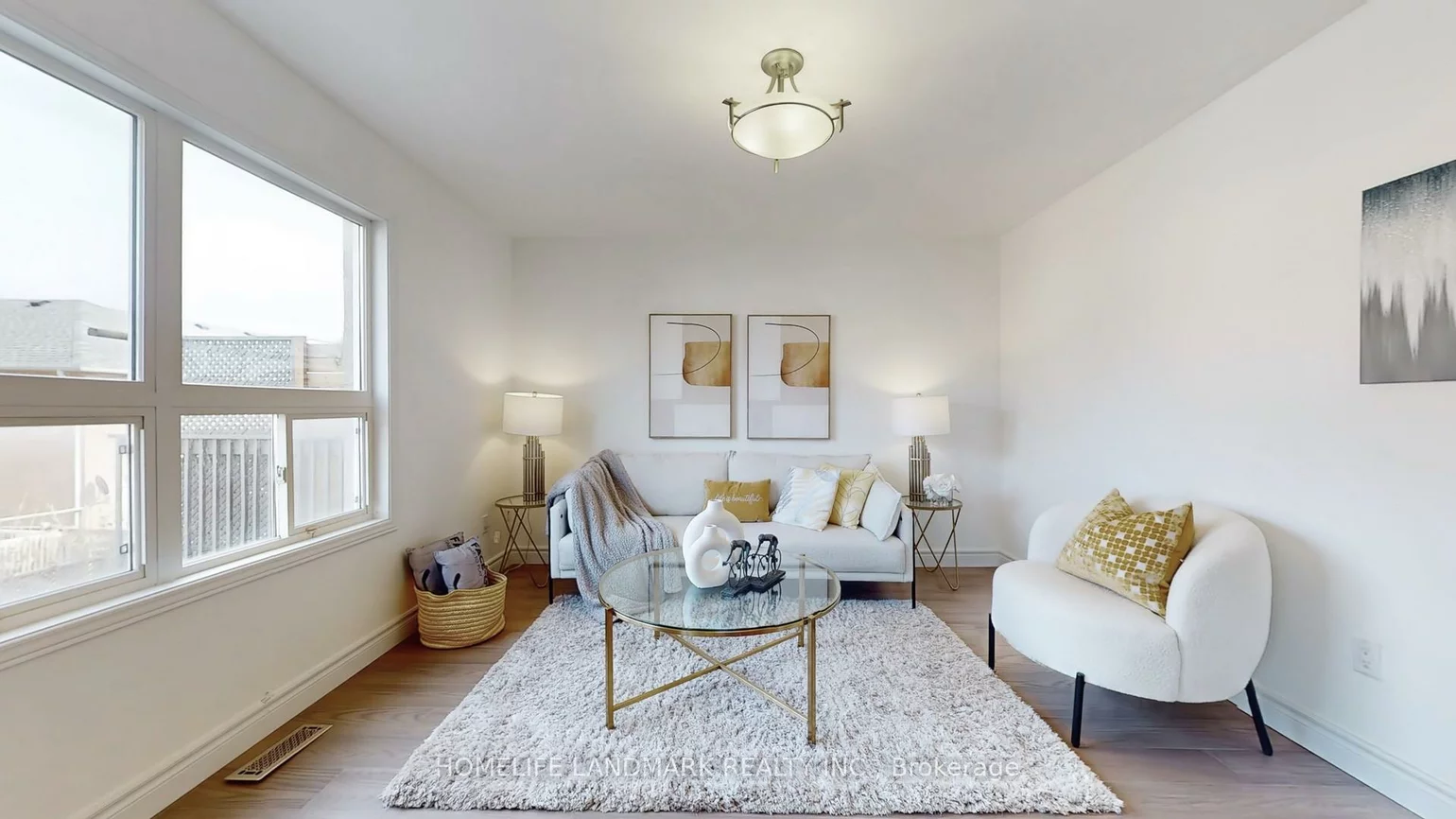 335, Marble, Woodland Hill, Newmarket